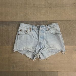 levi’s shorts light denim size 00